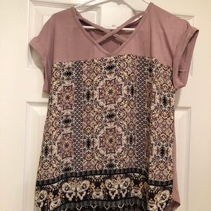 Pink mixed material float top. NWT